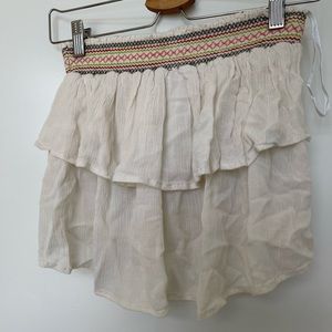 XS size off white off shoulder top , summer shirt , woman shirt sleeve t…